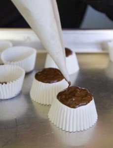 Piping caramel - Sahagun Chocolates