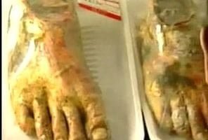 Body parts made of bread